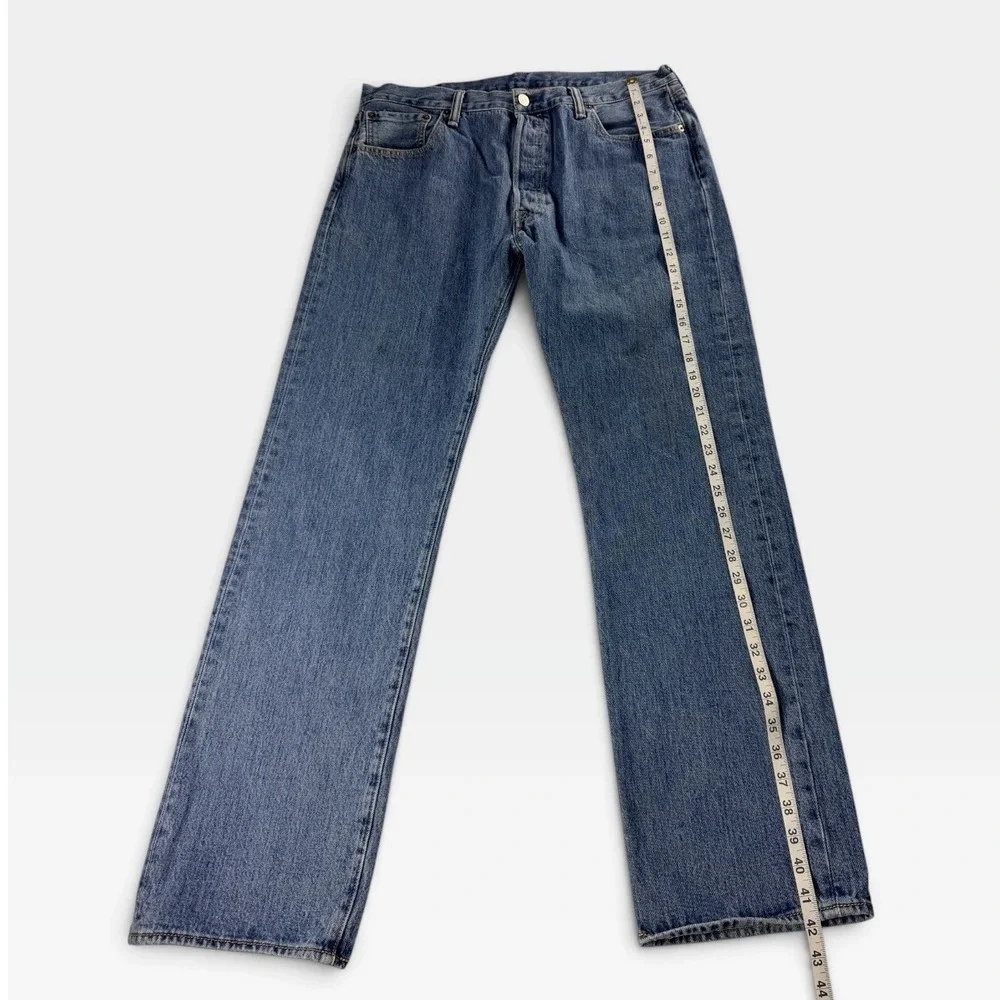 Levi's 501 Original Straight Leg Jeans Mens 36x32 Blue Medium Wash USA Good